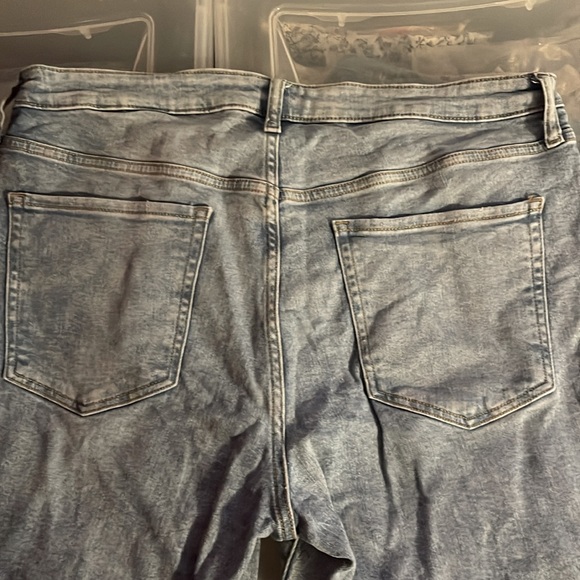 OLD NAVY Extra Stretch High-Rise O.G. Straight Secret Smooth Pocket Size 16 - Picture 7 of 7